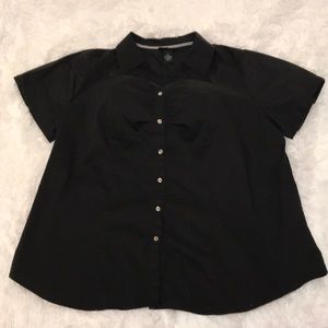 Lane Bryant stretch cotton button black top 20